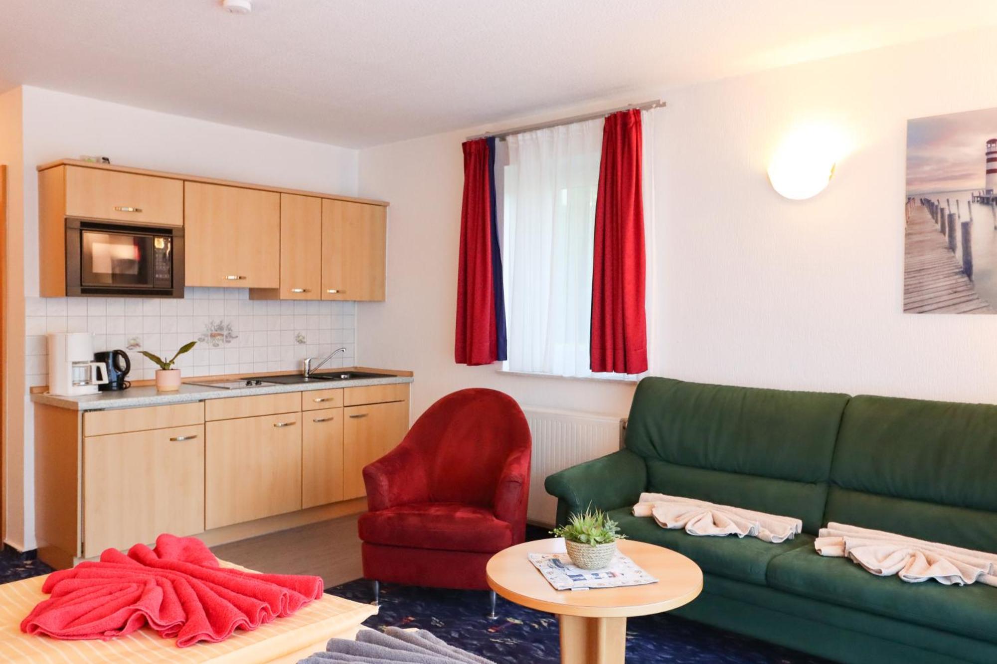 Aparthotel Leuchtfeuer Ruegen Глове Экстерьер фото